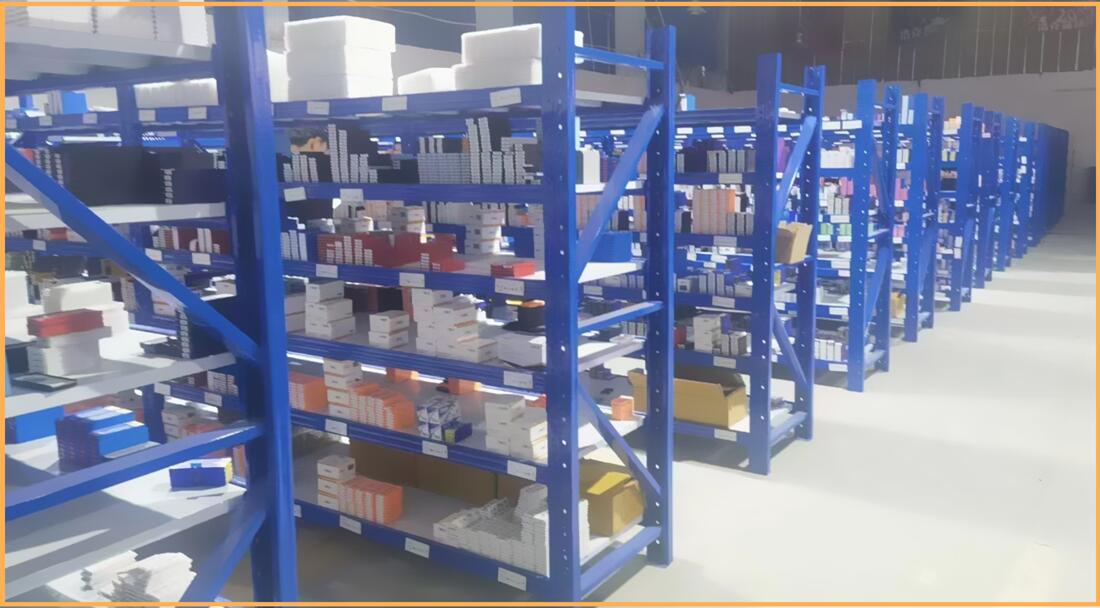 pcd cbn carbide mcd tools in the warehouse.jpg